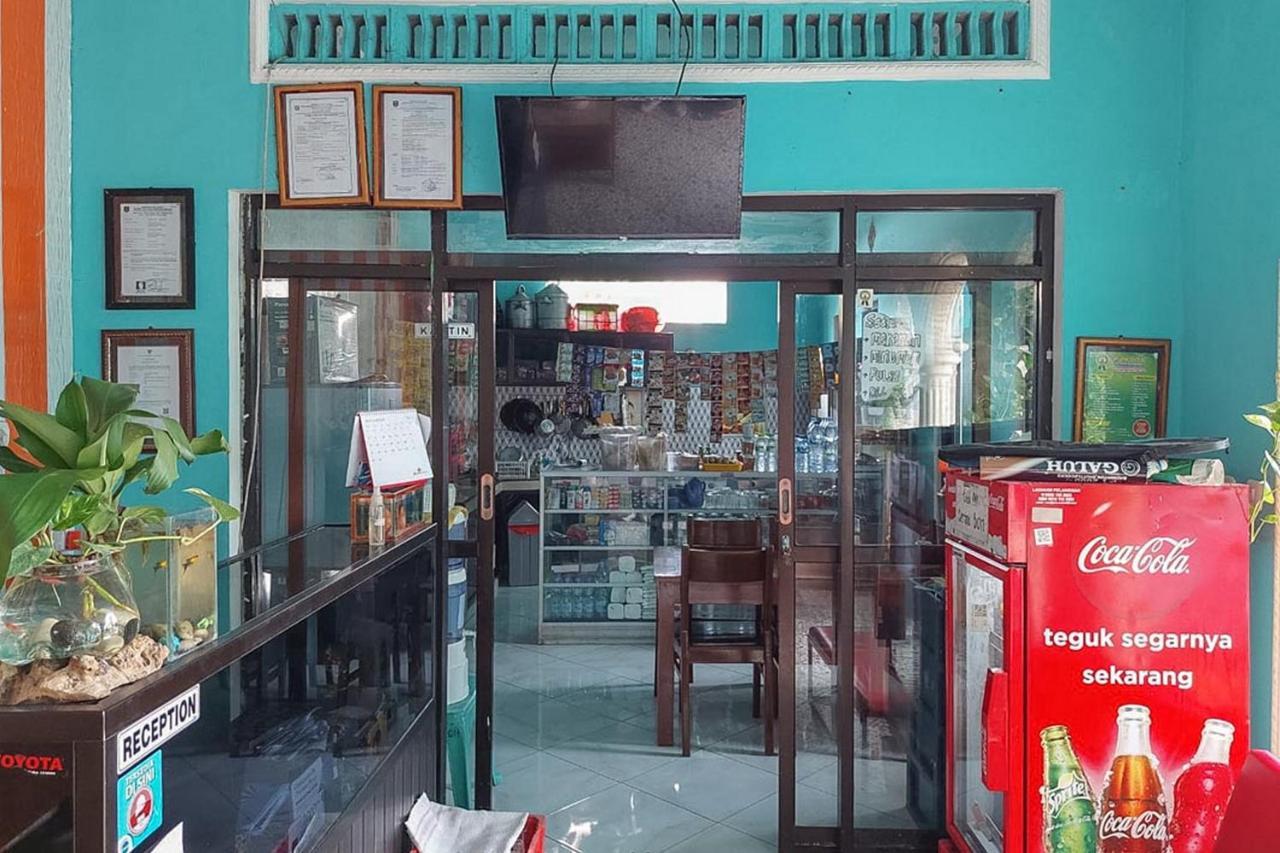 Hotel Icha Near Terminal Purabaya 2*